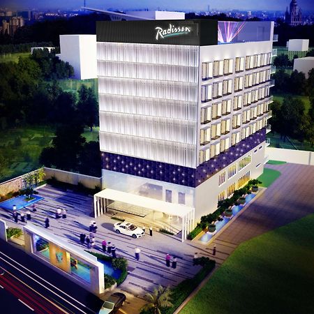 Radisson Lucknow City Center Екстер'єр фото
