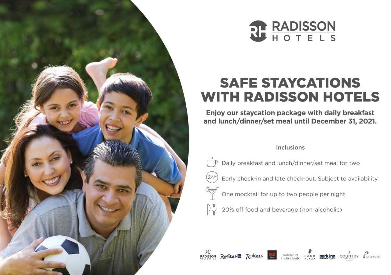 Radisson Lucknow City Center Екстер'єр фото